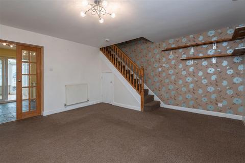 3 bedroom semi-detached house for sale, Bracken Way, Elland