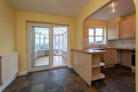28 Bracken Way, Elland, HX5 9QH