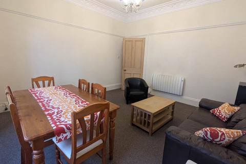 2 bedroom flat to rent, 1/L 1 Lytton Street, ,