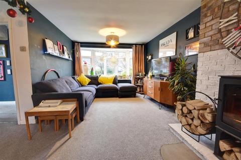 3 bedroom house for sale, Mill Road, Rye