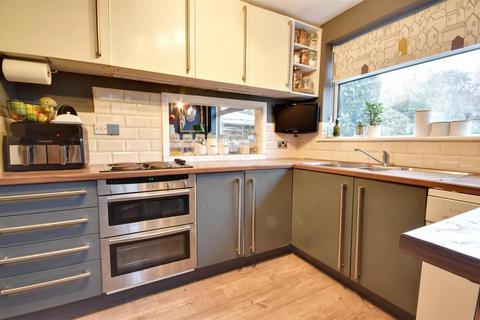 3 bedroom house for sale, Mill Road, Rye