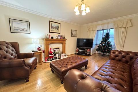 4 bedroom detached house for sale, O'Neill Drive, Peterlee, County Durham, SR8