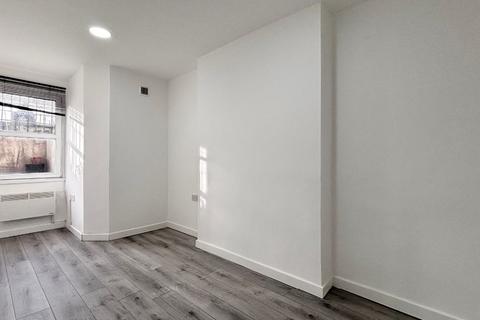 3 bedroom flat to rent, Stopford Road, Plaistow, E13