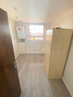 3 bedroom terraced house to rent, Park Road London