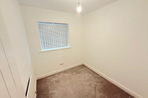 3 bedroom semi-detached house to rent, Felstead Road, Nottingham NG8