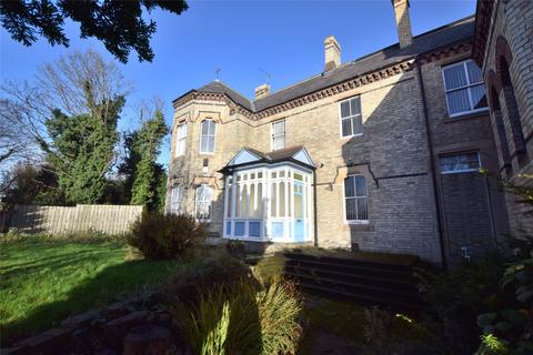 4 bedroom terraced house to rent, Bells Close, Scotswood, Newcastle Upon Tyne, NE15