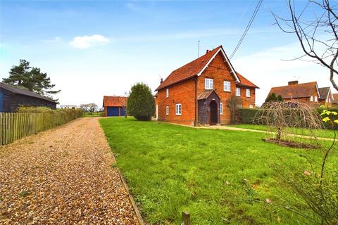 3 bedroom semi-detached house to rent, The Row, Sulhamstead Road, Burghfield, RG30