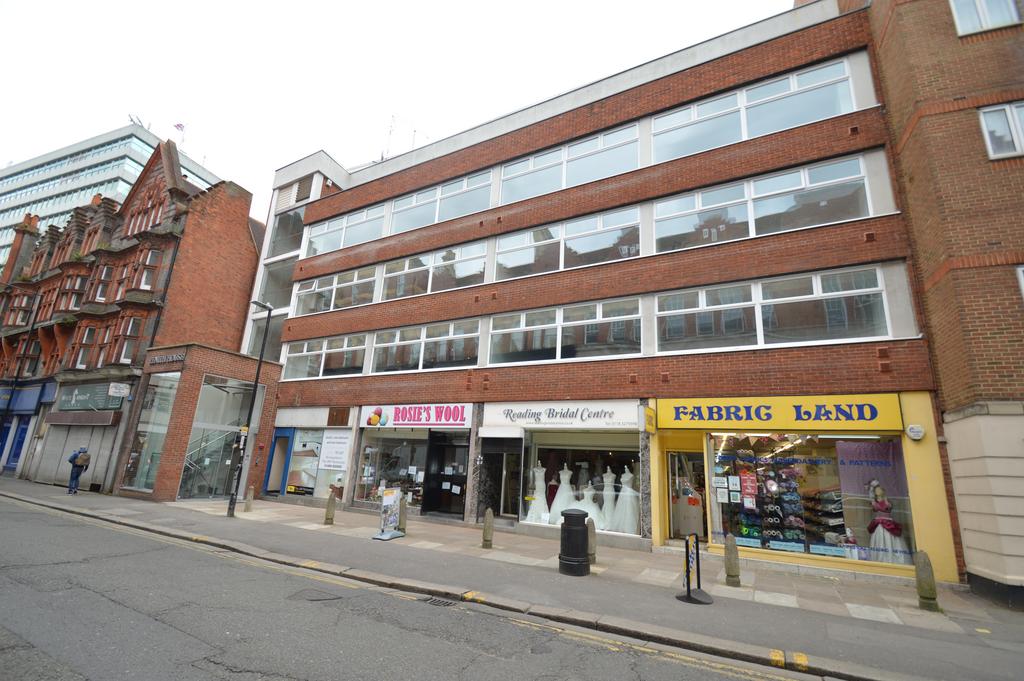 Cheapside, Berkshire RG1 Studio - £900 pcm (£208 pw)