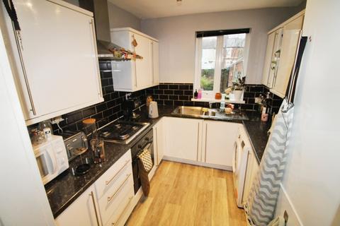 3 bedroom house to rent, Beechwood Road, Sheffield S6