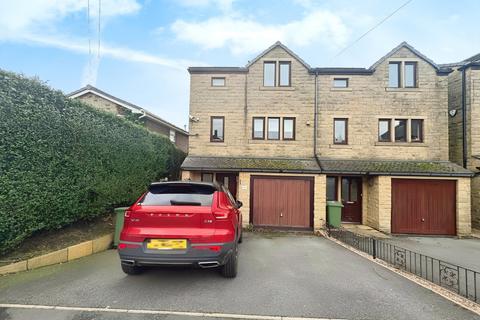 4 bedroom semi-detached house for sale, Wellfield Road, Marsh, West Yorkshire HD3