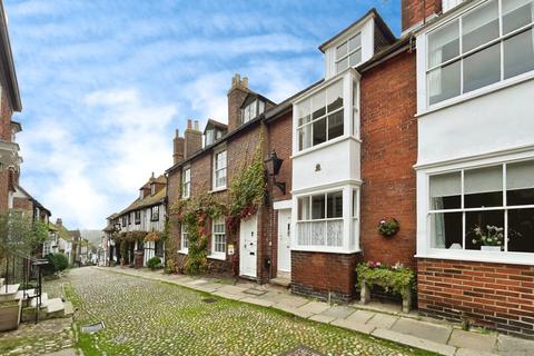 2 bedroom terraced house to rent, Mermaid Street, East Sussex TN31