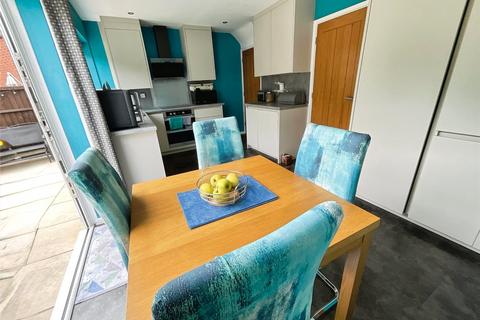 3 bedroom semi-detached house for sale, Springfield Gardens, Derbyshire DE7