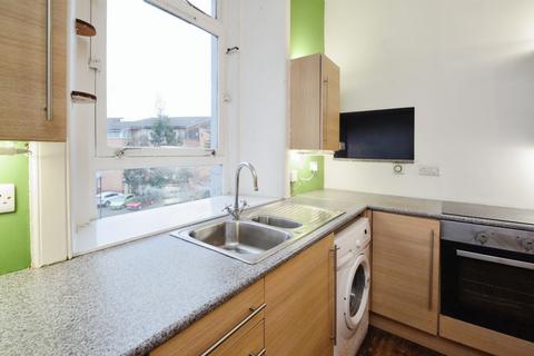 54/6 Albion Road, Edinburgh, EH7 5QZ