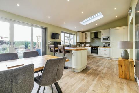 2 Anzio Crescent, Lincoln, LN1 3PX