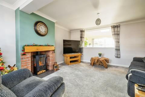 2 Anzio Crescent, Lincoln, LN1 3PX