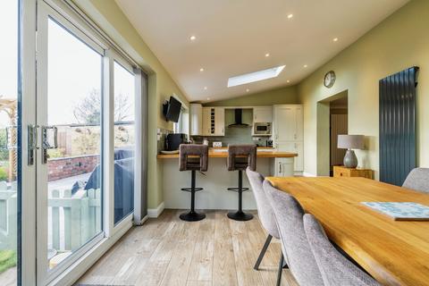 2 Anzio Crescent, Lincoln, LN1 3PX