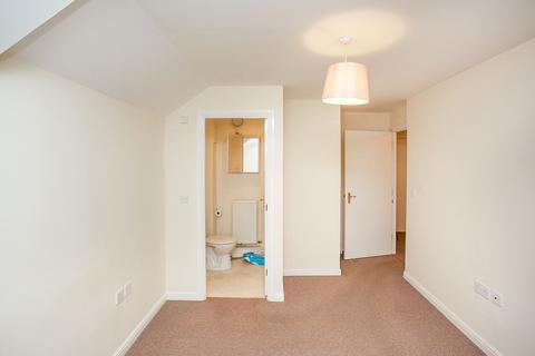 2 bedroom flat to rent, Avro Court, Southampton SO31