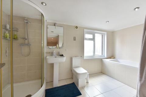 2 bedroom apartment to rent, Hogarth Road, Earls Court, SW5