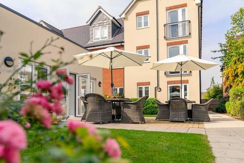 2 bedroom retirement property for sale, Apartment 1 at Heathlands Beaconsfield Road, Farnham Common SL2