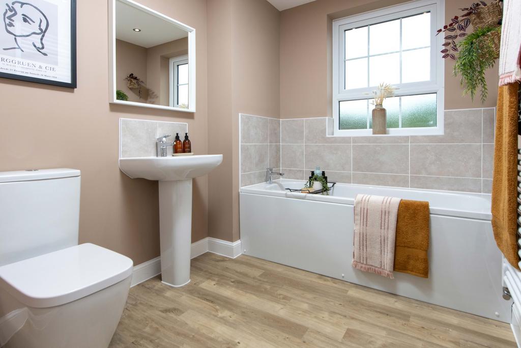 Calder Rise Kennett Family Bathroom