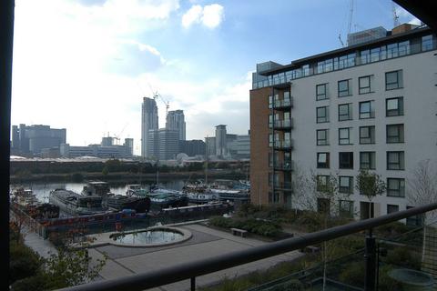 3 bedroom flat to rent, Boardwalk Place, Canary Wharf, London, E14