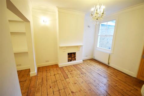 3 bedroom terraced house to rent, Devoncroft Gardens, Twickenham