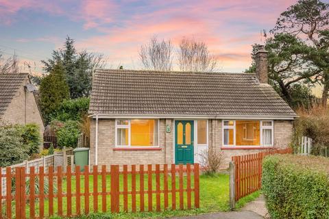 2 bedroom detached bungalow for sale, West Street, Grantham NG32