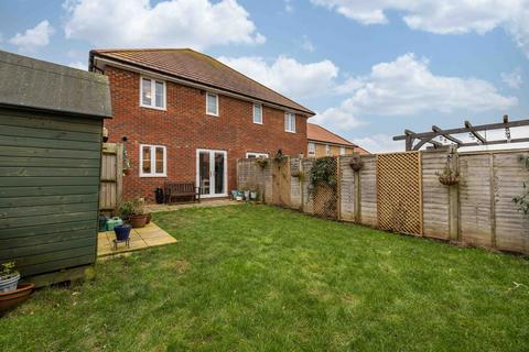 3 bedroom semi-detached house for sale, Goldthorpe Drive, Aylesham, CT3