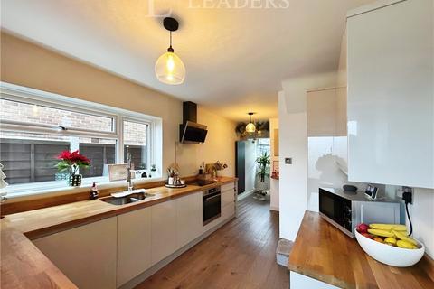 3 bedroom semi-detached house for sale, Grasmere Drive, Worcester, Worcestershire