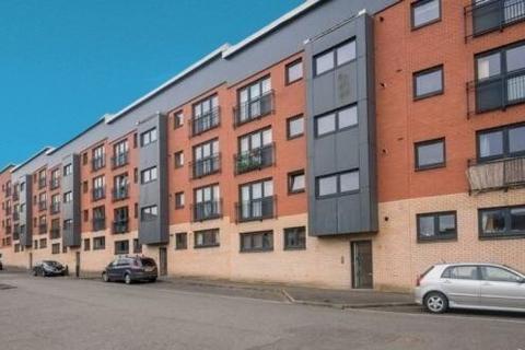 2 bedroom flat to rent, Avenuepark Street, Glasgow, G20