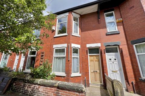 3 bedroom terraced house to rent, St. Ives Road, Manchester, M14 5NH