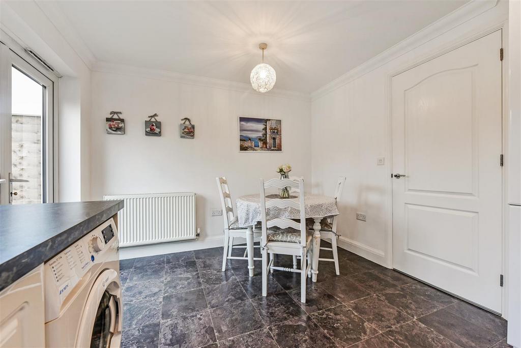 Kitchen/Breakfast Room