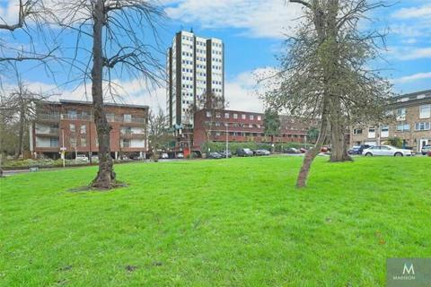 Studio for sale, Tamar Square, Woodford Green, IG8 0EB