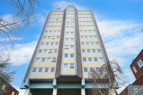 90 Tamar Square, Woodford Green, IG8 0EB