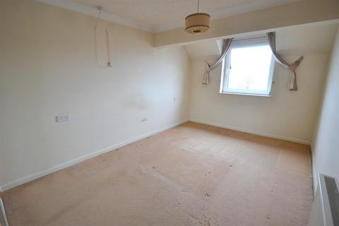 2 bedroom retirement property for sale, Bellbanks Road, Hailsham