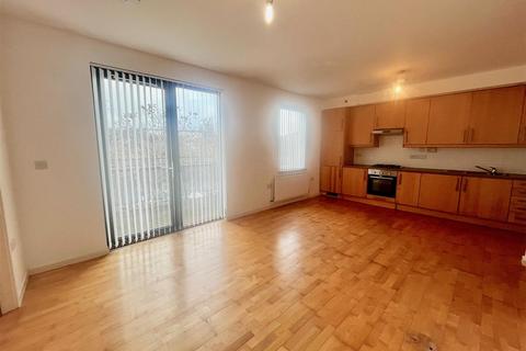 2 bedroom flat for sale, Marigold Avenue, Felling, Gateshead