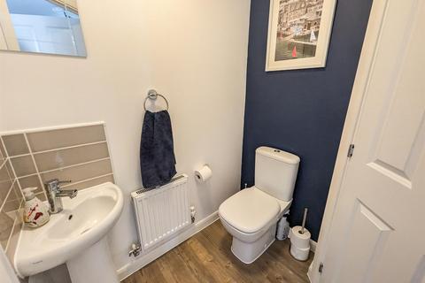 15 Arnold Drive, Corby, NN17 5FY