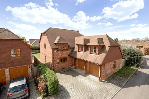 5 bedroom detached house to rent, Oatlands Road, Shinfield, Berkshire, RG2