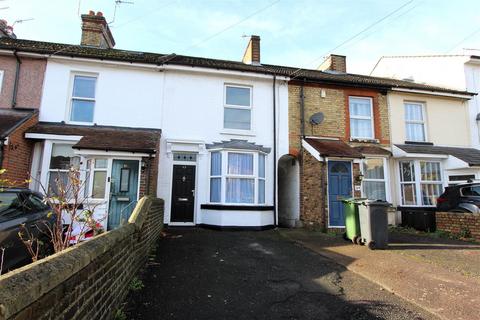 3 bedroom terraced house to rent, Bower Street, Maidstone ME16