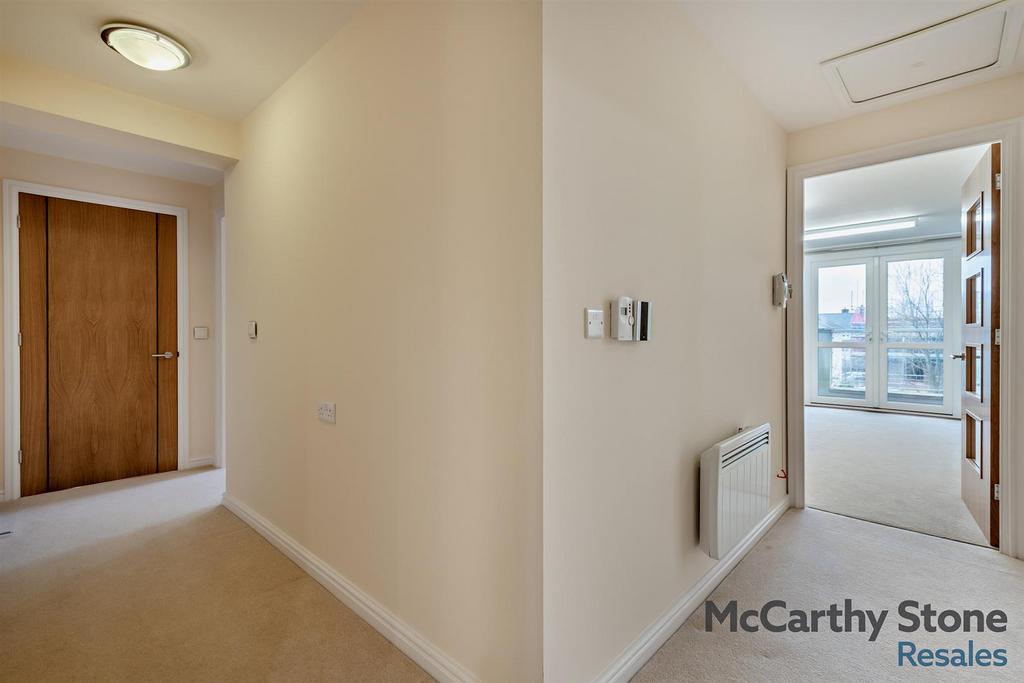 8630643-interior01-800.jpg