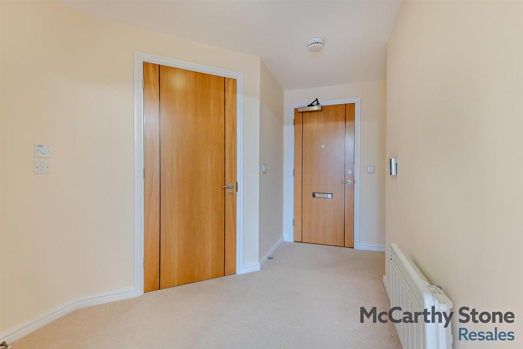8630643-interior18-800.jpg