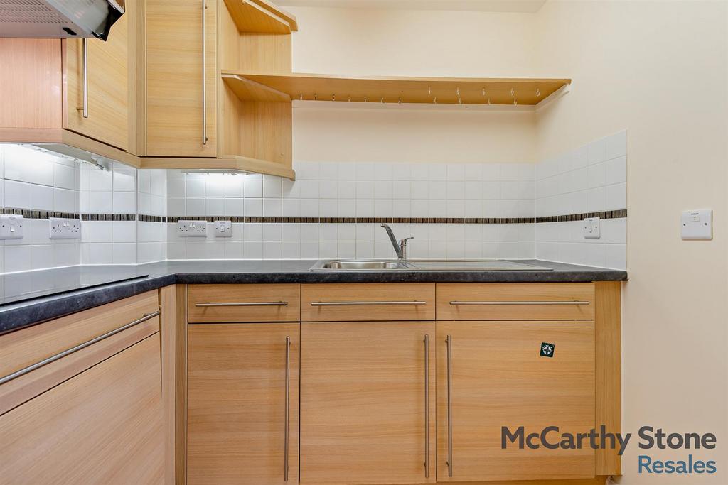 8630643-interior16-800.jpg