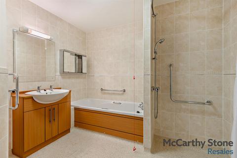 undefined, Farringford Court, Avenue Road, Lymington, Hampshire, SO41 9PA