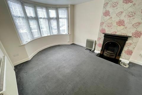 3 bedroom terraced house for sale, Beverley Road, Luton, Bedfordshire, LU4 8EU