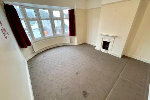 8 Beverley Road, Luton, LU4 8EU