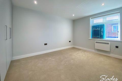 1 bedroom apartment to rent, Lymington Road, Highcliffe, Dorset