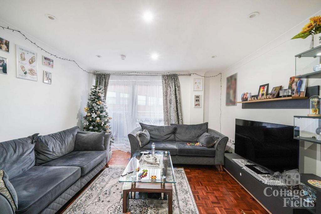 Flat 13, Geary Court - Sq5 Kz Iht7 U0w2be FTWRy.jpg