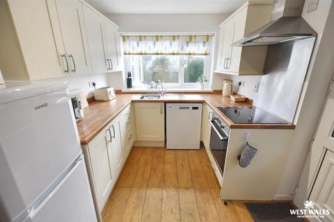 3 bedroom semi-detached house for sale, Sandy Hill Park, Saundersfoot