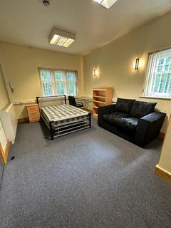 Studio to rent, London Road, Leicester LE2