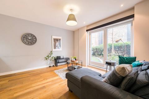 2 bedroom flat to rent, Forge Square, Isle Of Dogs, London, E14